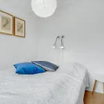 In With Wifi * بوجنسي